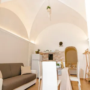 suite-in-centro-storico-a-catania.catania-hotels.net/