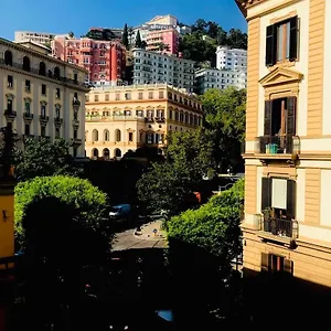 https://bb-amedeo-naples.hotels-amalfi.com